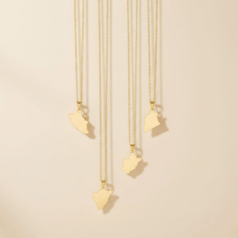 Country Map Necklace 18k
